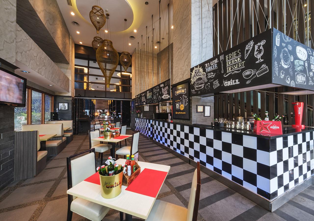 Swiss-Belhotel Mangga Besar Jakarta Exterior photo