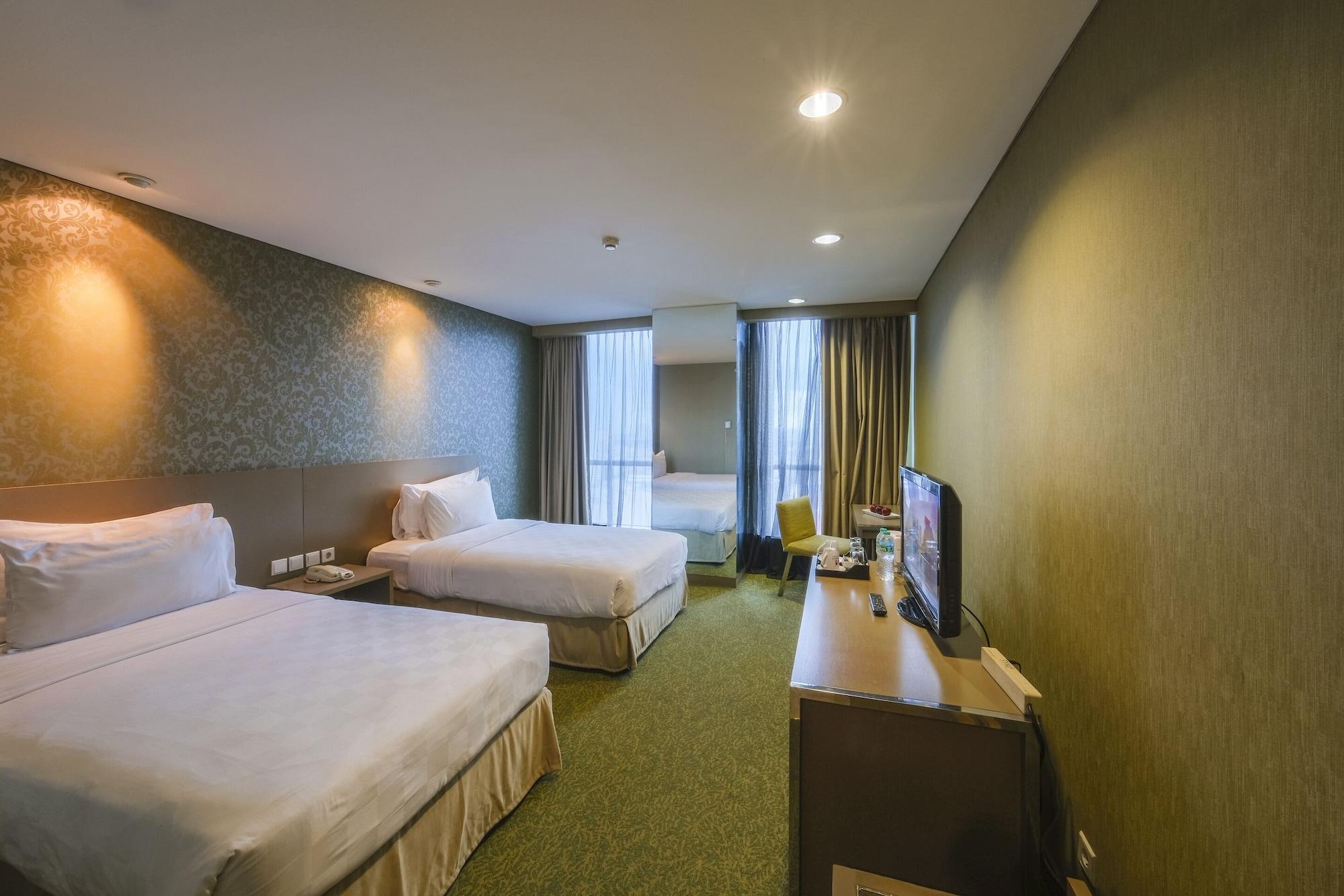 Swiss-Belhotel Mangga Besar Jakarta Exterior photo